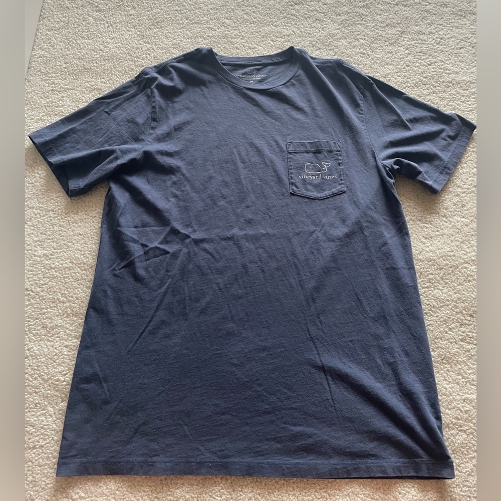 Navy Blue Vineyard Vines Tee (Size M)